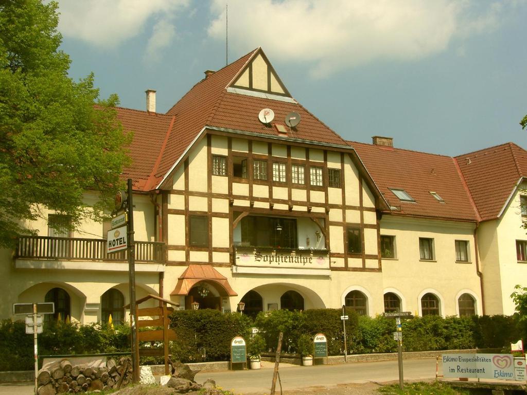 Hotel-Restaurant-Cafe Sophienalpe Vienna Esterno foto