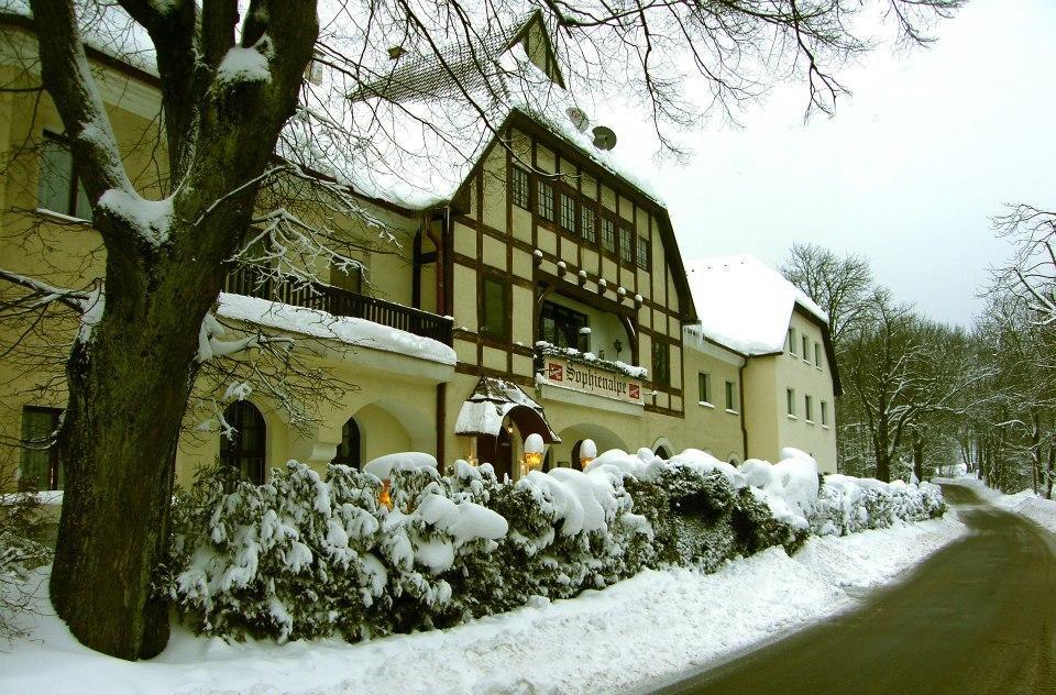 Hotel-Restaurant-Cafe Sophienalpe Vienna Esterno foto